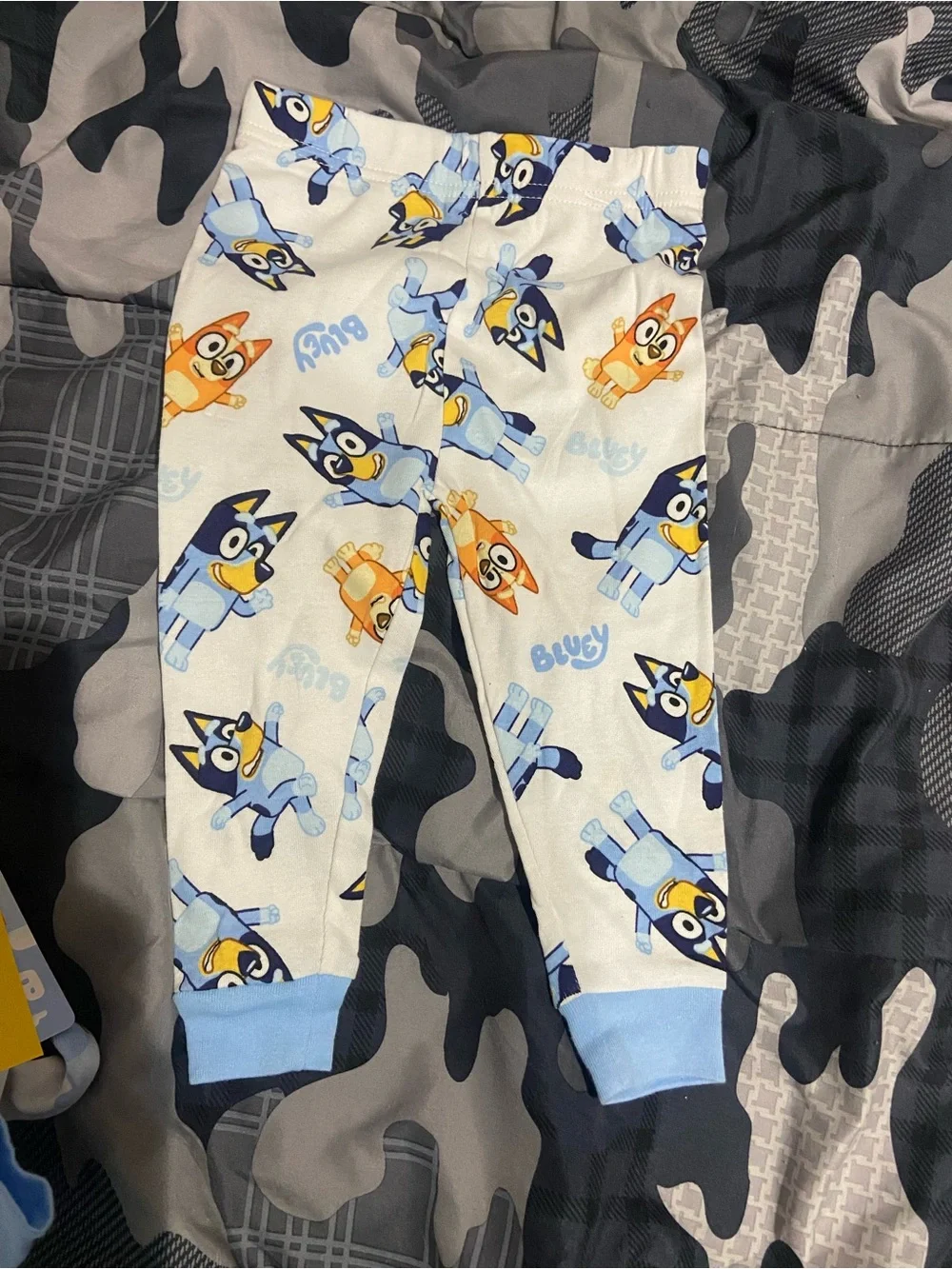 Kids Cartoon Bluey Pajama Set - Light Blue & White